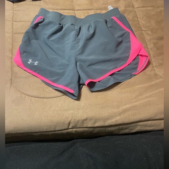 Under armor shorts - Picture 9 of 12